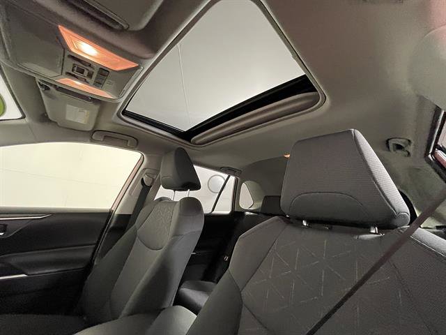 Used 2019 Toyota RAV4 XLE w/ Convenience Package AWD/4WD image 19