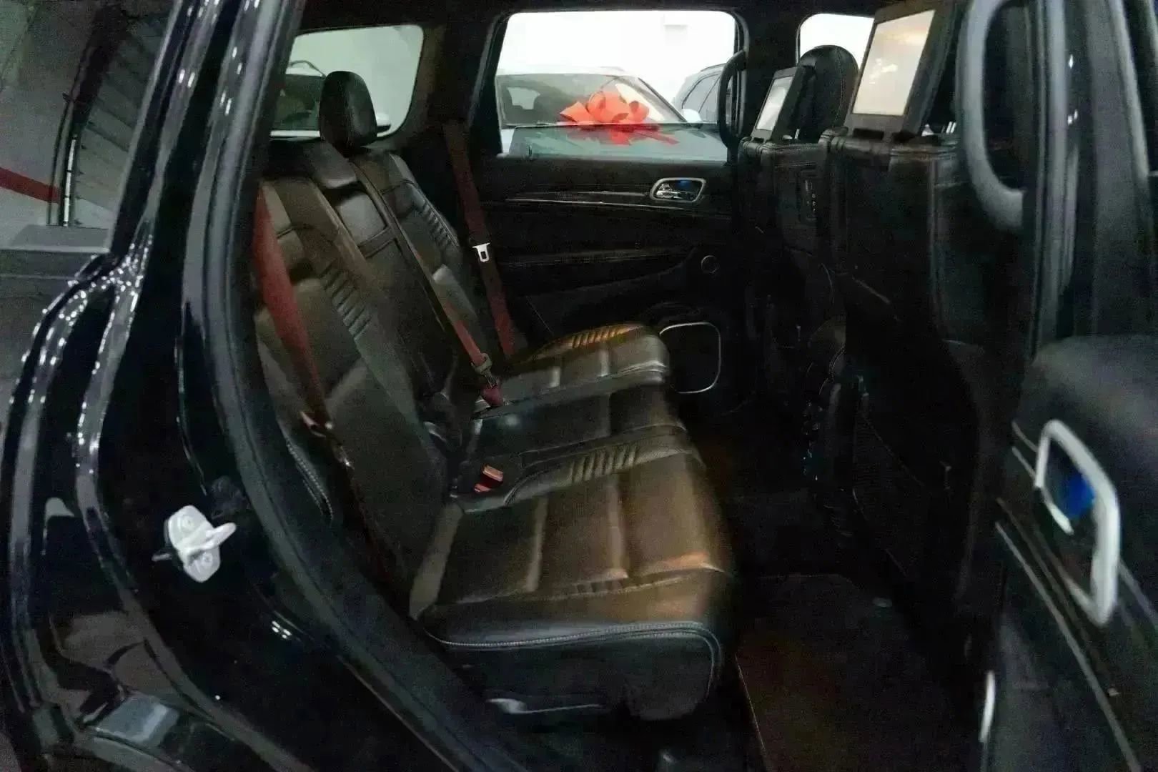 Used 2018 Jeep Grand Cherokee Trackhawk image 27