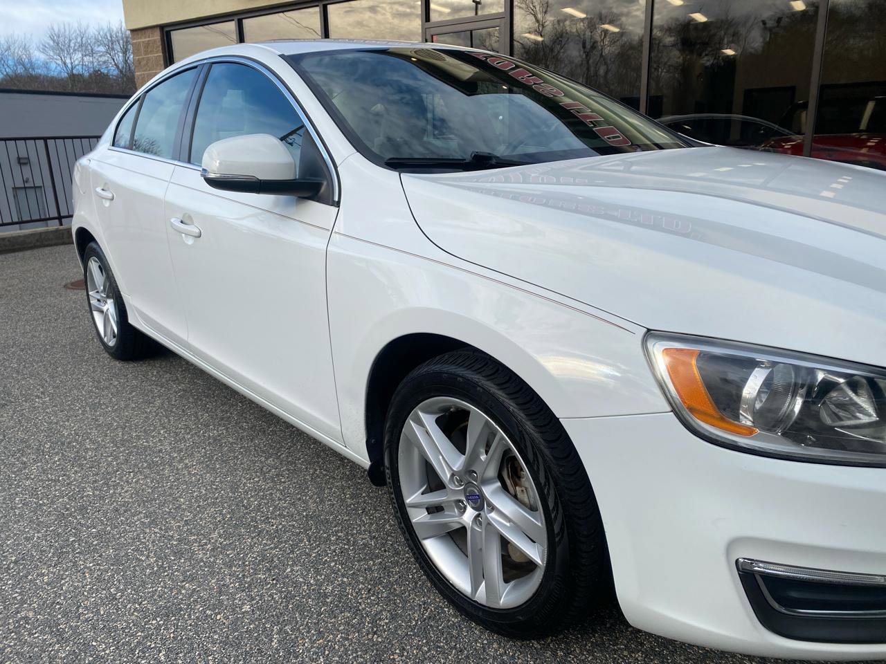 Used 2014 Volvo S60 T5 image 34