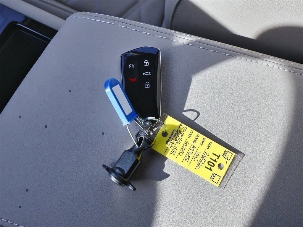 New 2026 Volkswagen Atlas SE image 28