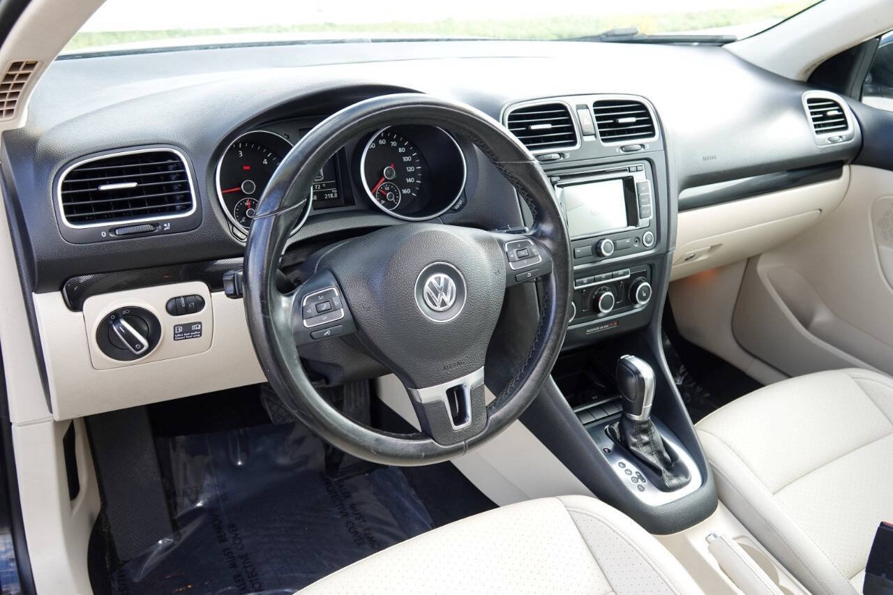 Used 2012 Volkswagen Jetta TDI FWD image 4