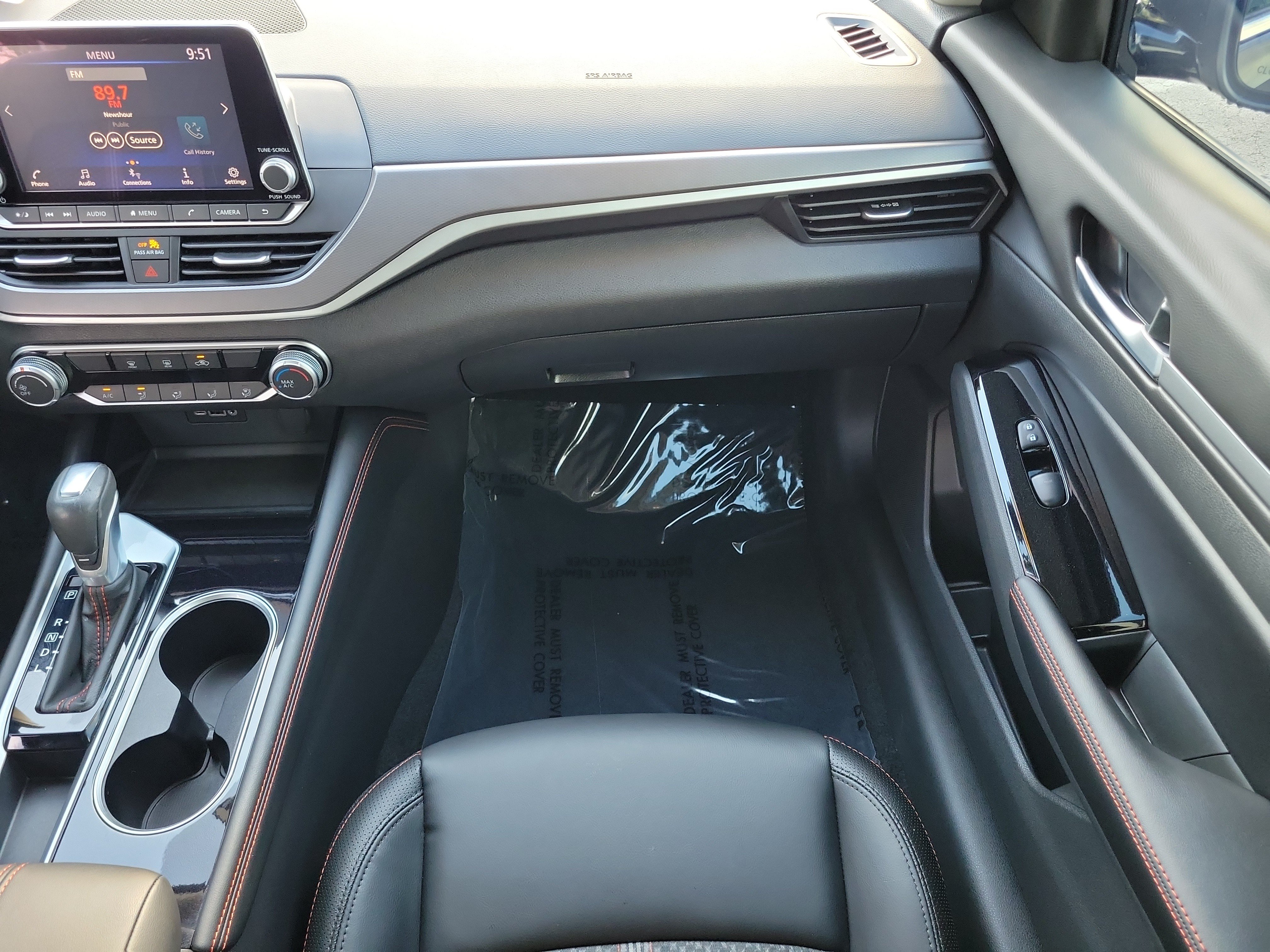 Used 2025 Nissan Altima 2.5 SR FWD image 14