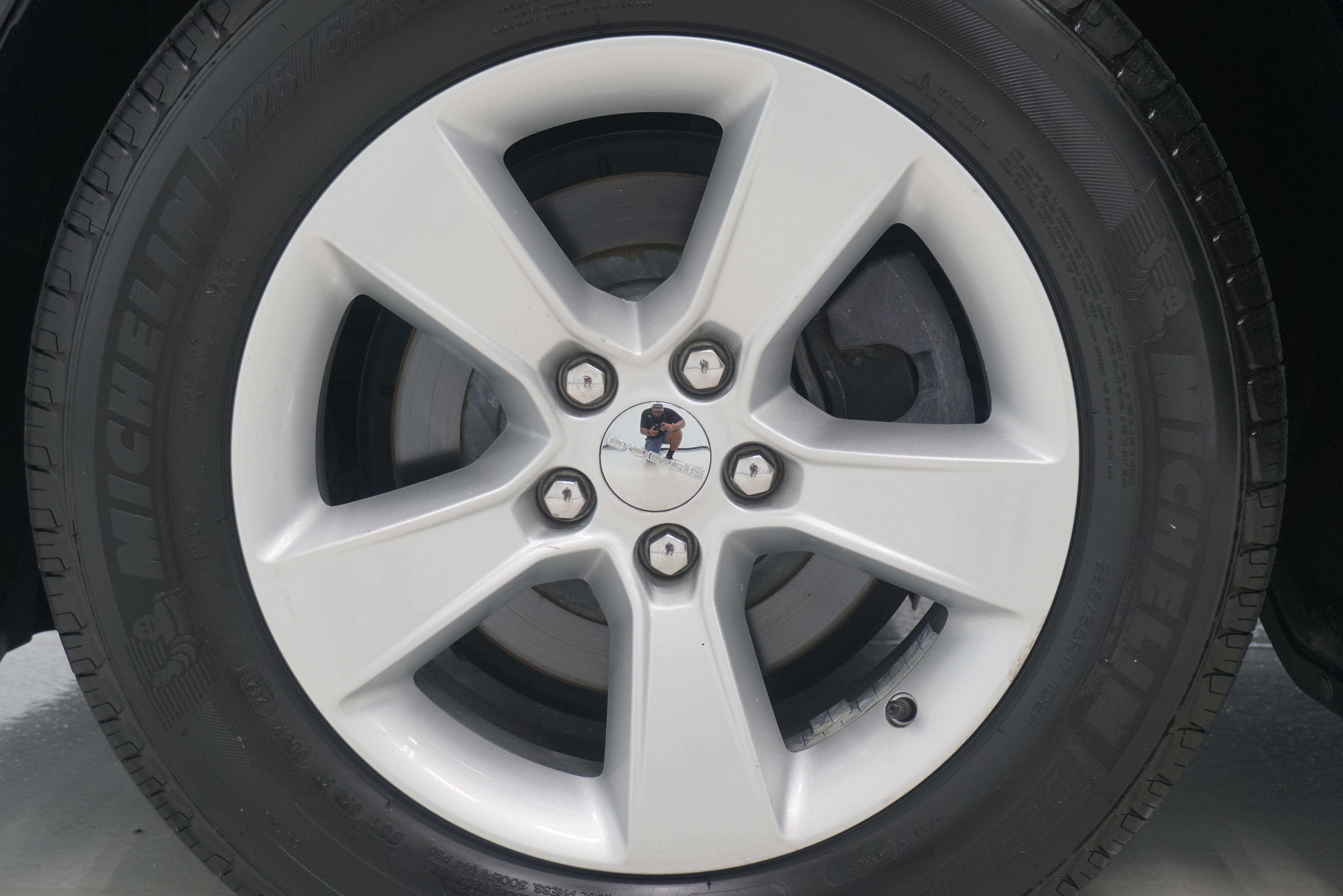 Used 2014 Dodge Charger SE w/ Connectivity Group RWD image 21