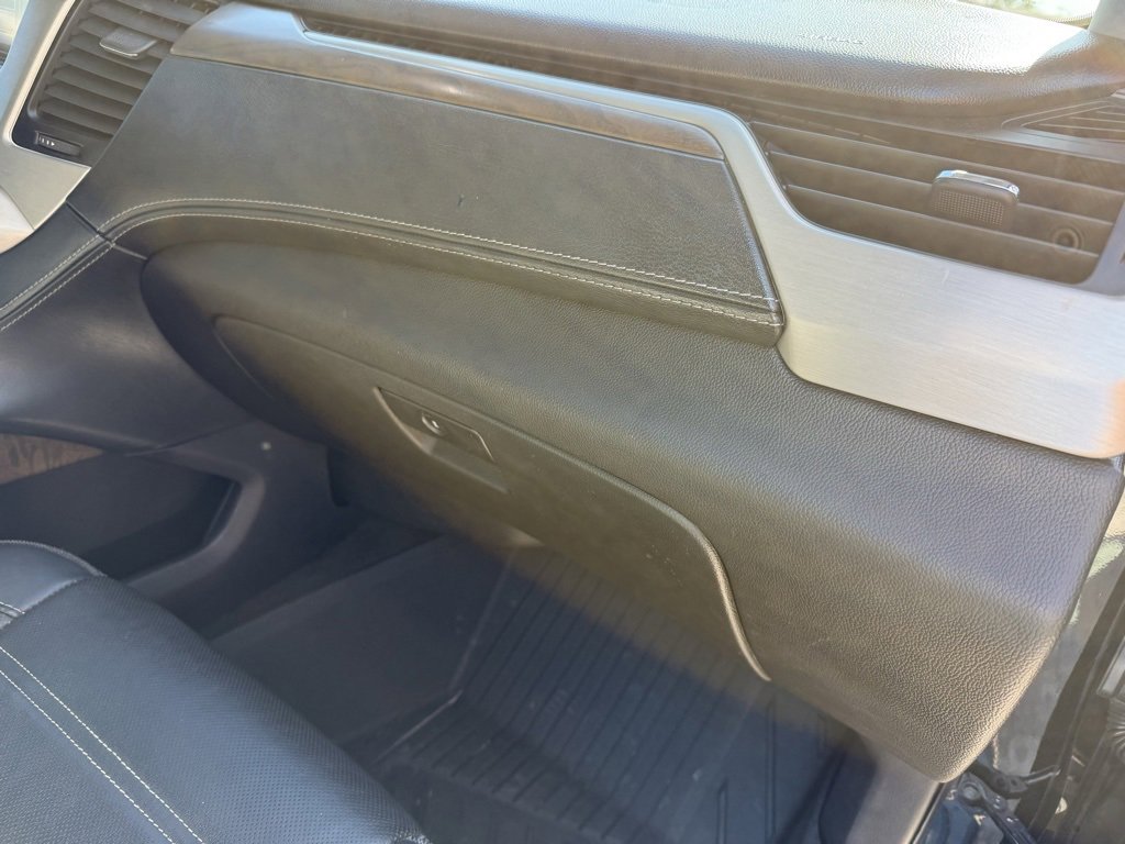 Certified 2018 GMC Yukon Denali w/ Denali Ultimate Package image 48