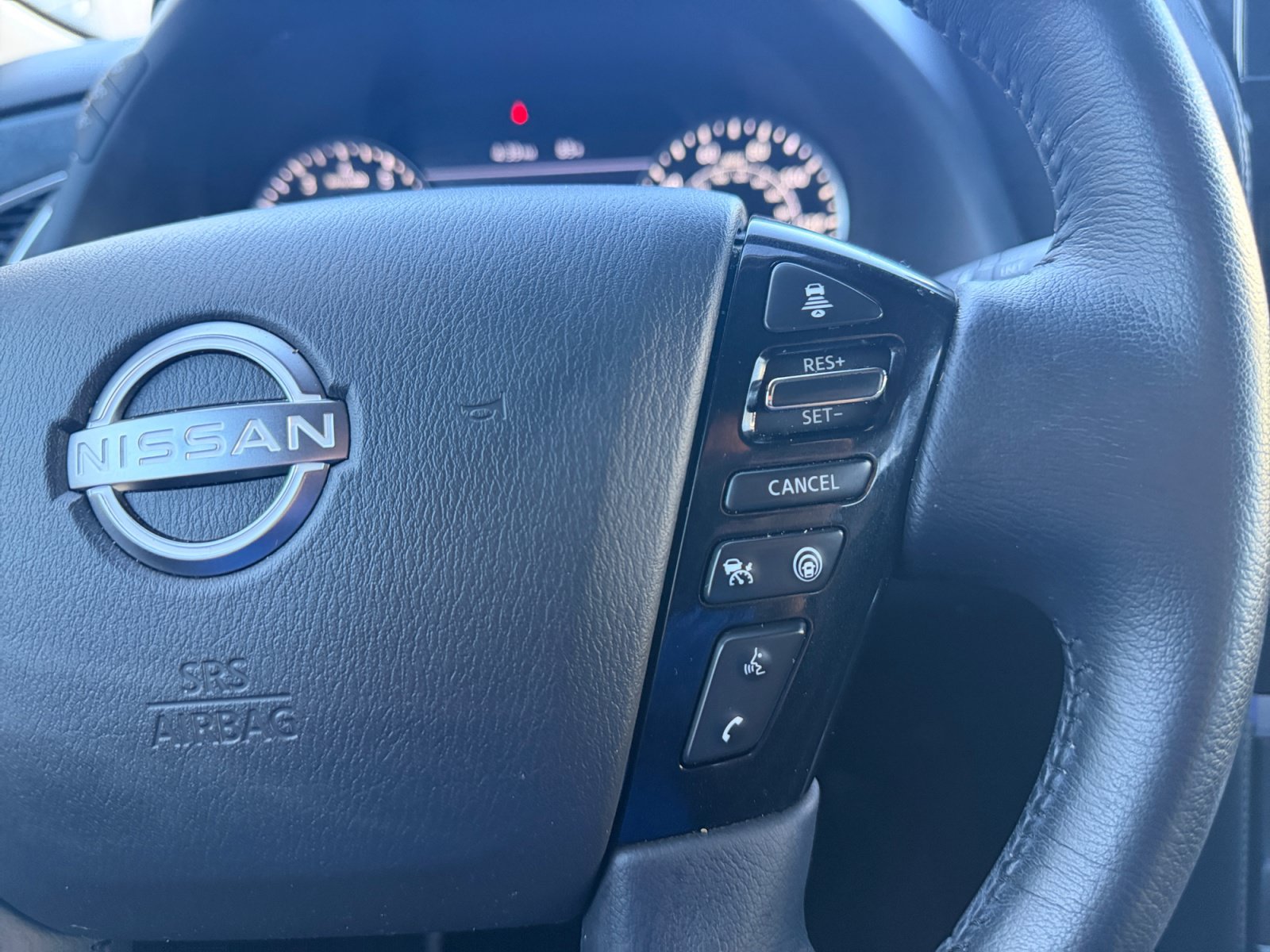 Used 2022 Nissan Armada SV RWD image 19