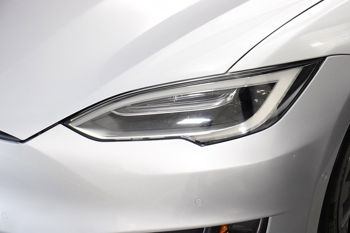 Used 2018 Tesla Model S 75D AWD/4WD image 3