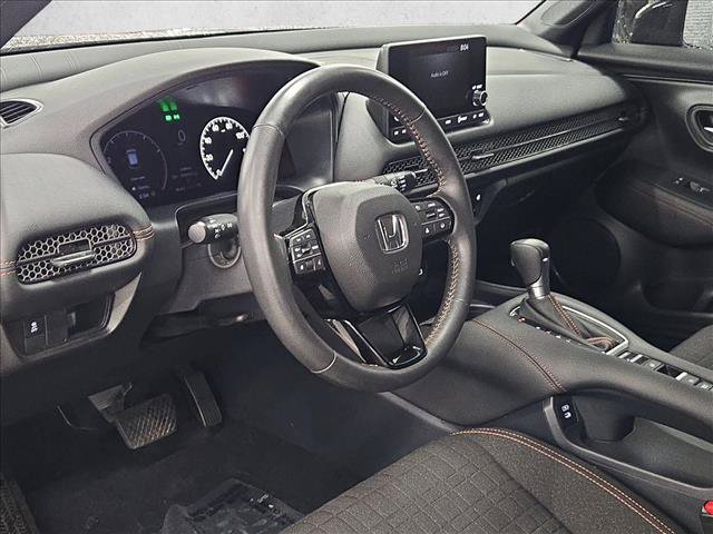 Certified 2025 Honda HR-V Sport image 9