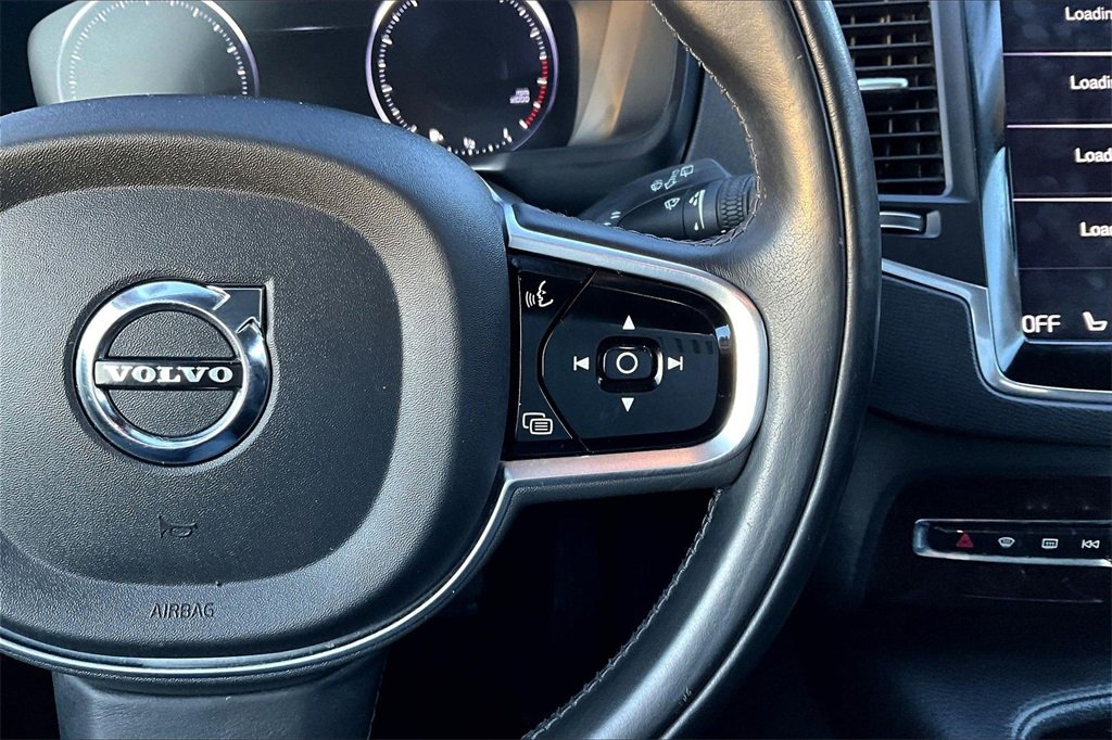 Used 2019 Volvo XC90 T6 Momentum w/ Advanced Package image 16