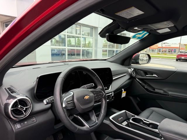 Used 2025 Chevrolet Equinox LT w/ Convenience Package II FWD image 8