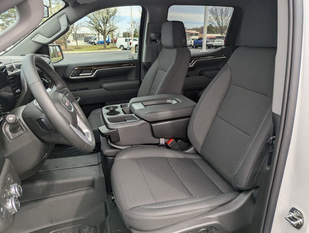 New 2026 GMC Sierra 1500 SLE w/ X31 Off-Road Package AWD/4WD image 13