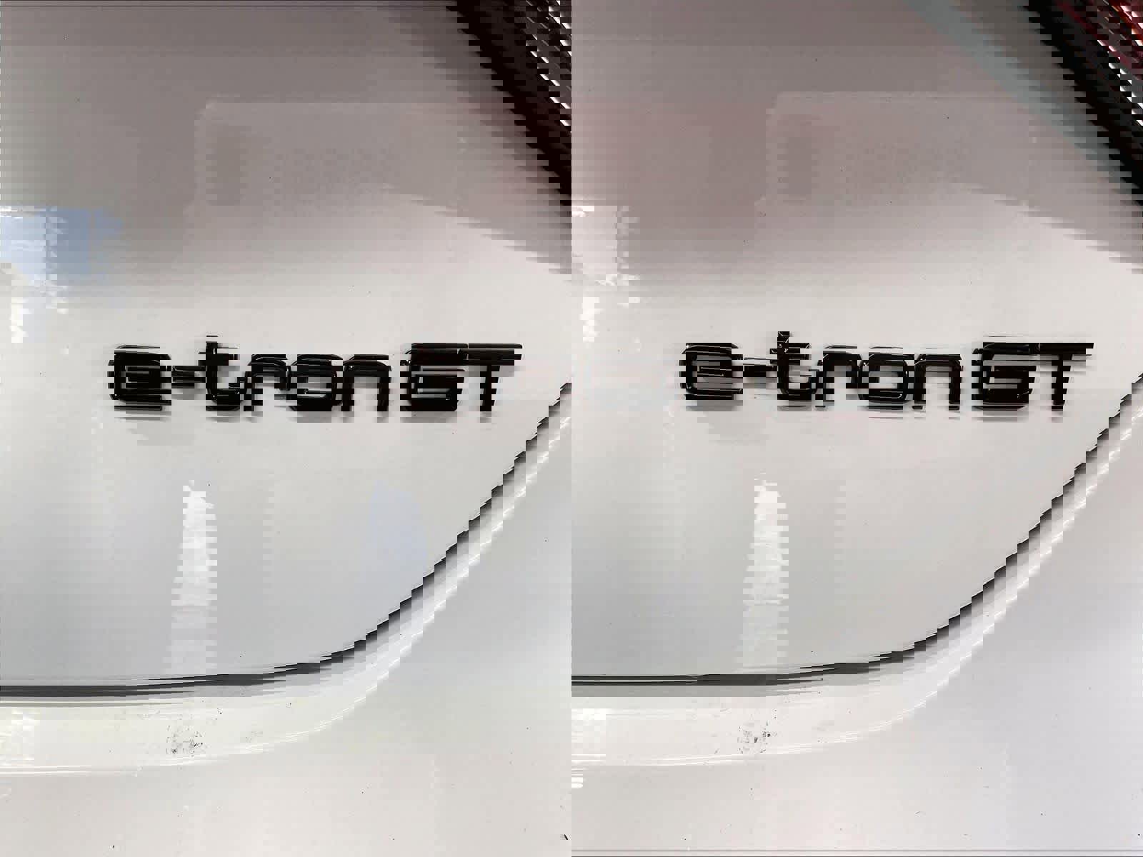 Used 2022 Audi RS e-tron GT w/ Carbon Performance Package image 10