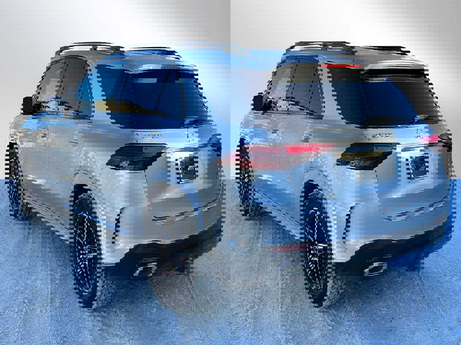 Used 2026 Mercedes-Benz GLE 450 4MATIC image 5