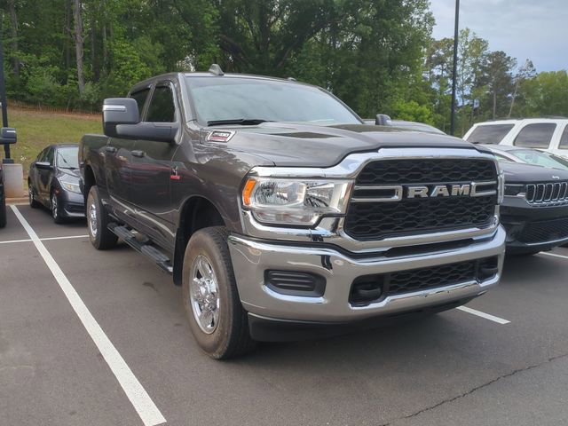 Used 2024 RAM 2500 Tradesman w/ Chrome Appearance Group AWD/4WD image 6