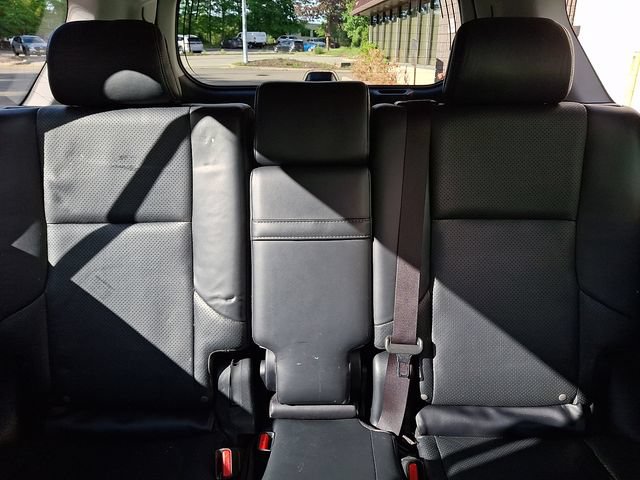 Used 2011 Lexus GX 460 w/ Comfort Plus Pkg AWD/4WD image 18