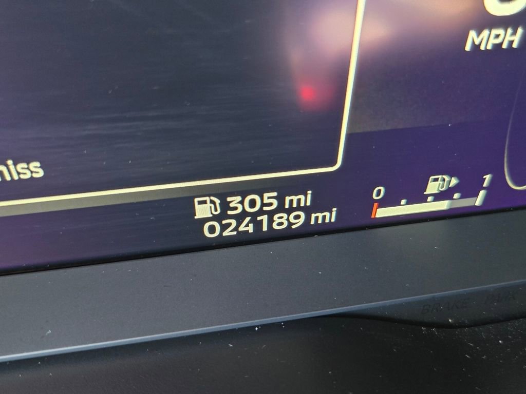 Used 2025 Mitsubishi Outlander SEL image 28