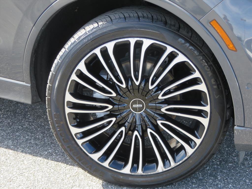 Used 2020 Lincoln Aviator Black Label image 7
