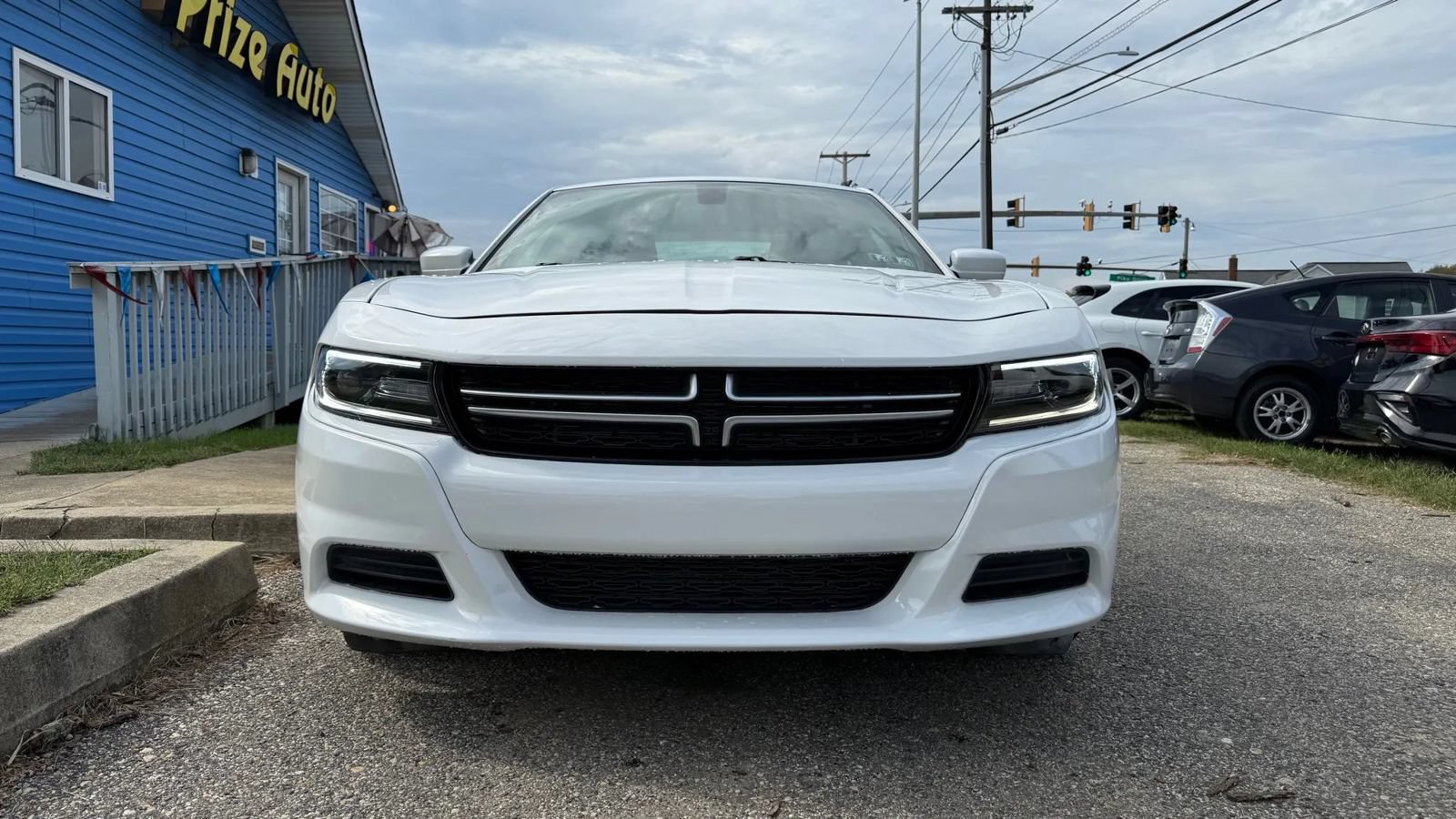 Used 2020 Dodge Charger SXT w/ Leather Interior Group RWD image 3