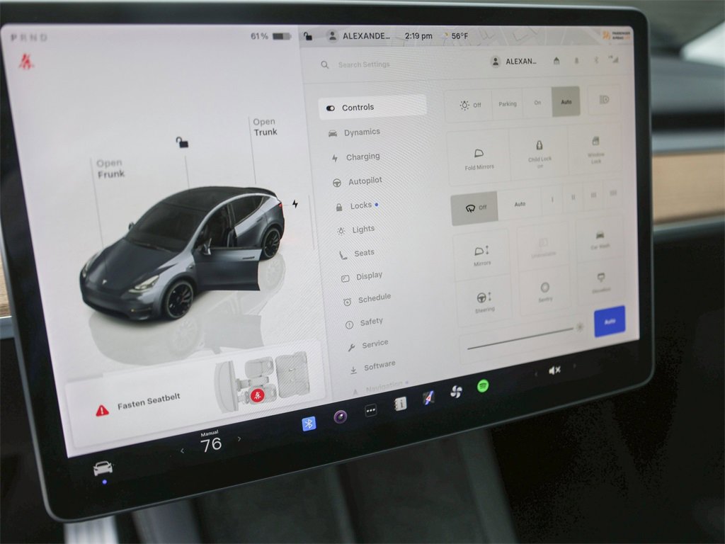 Used 2022 Tesla Model Y Performance image 22