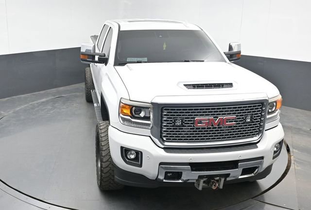 Used 2015 GMC Sierra 2500 Denali w/ Duramax Plus Package image 20
