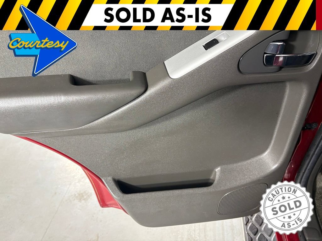 Used 2011 Nissan Pathfinder SV RWD image 34