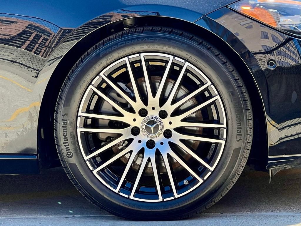 Certified 2023 Mercedes-Benz C 300 4MATIC Sedan image 10