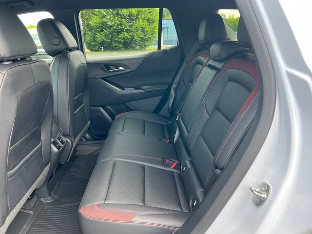 Used 2026 Chevrolet Equinox RS AWD/4WD image 5