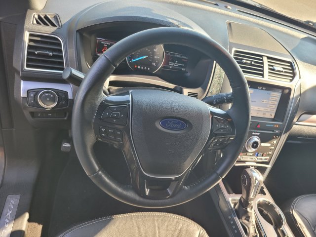 Used 2019 Ford Explorer Limited w/ Class III Trailer Tow Package FWD image 30