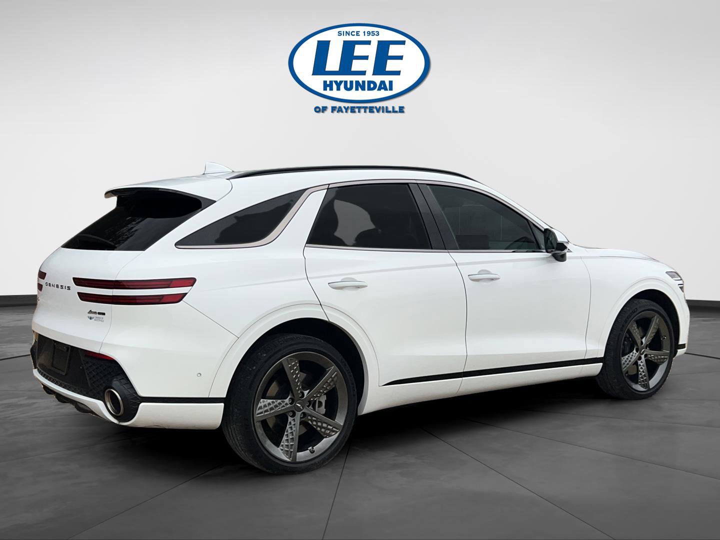 Used 2022 Genesis GV70 3.5T Sport w/ Sport Prestige Package image 7