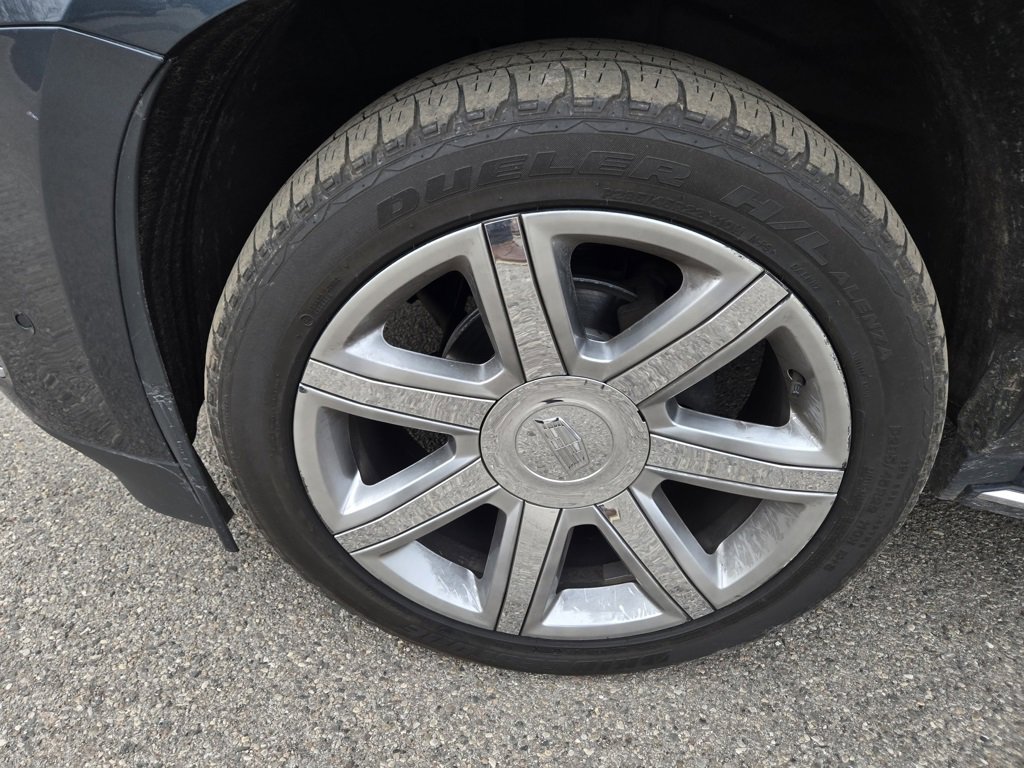 Used 2020 Cadillac Escalade Luxury image 9