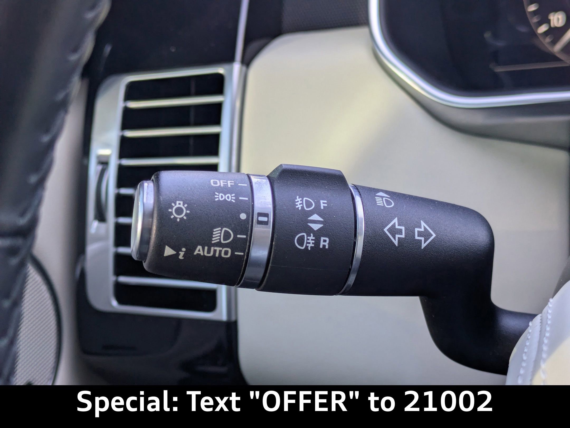 Used 2022 Land Rover Range Rover Westminster Edition image 33