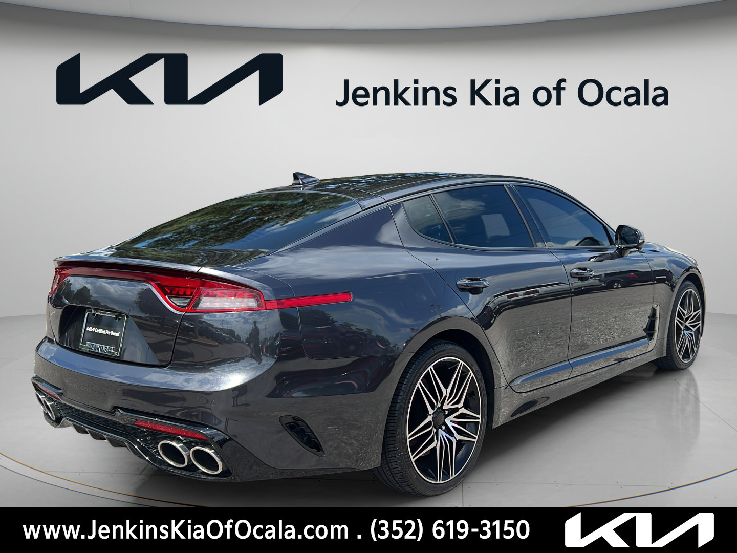 Used 2022 Kia Stinger GT2 RWD image 3