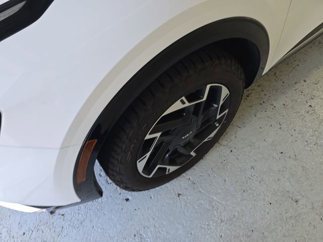 Used 2024 Kia Sportage SX image 9