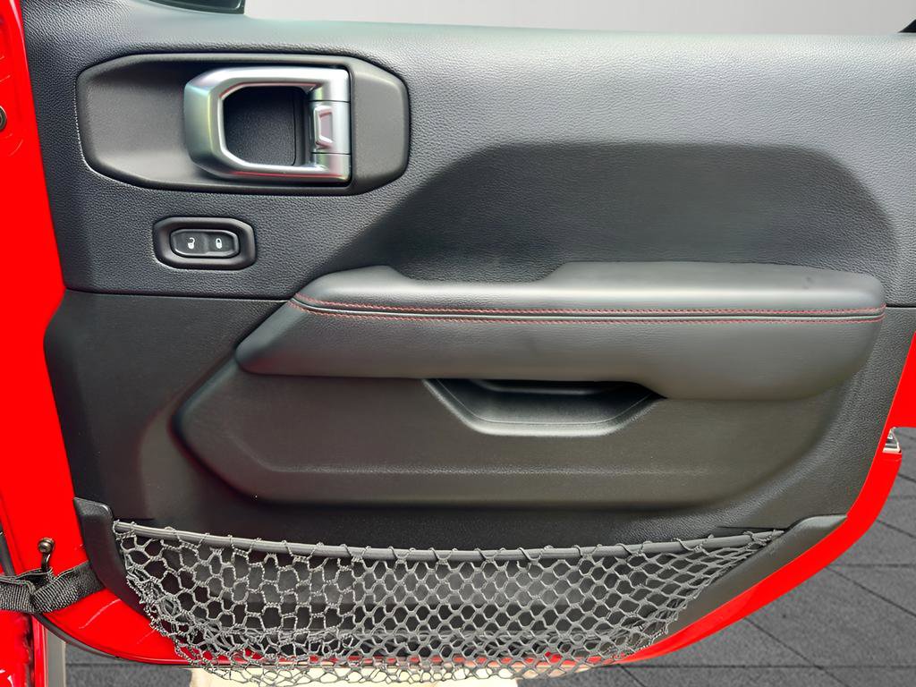 Used 2018 Jeep Wrangler Unlimited Rubicon image 37