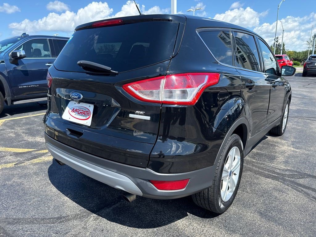 Used 2016 Ford Escape SE FWD image 5