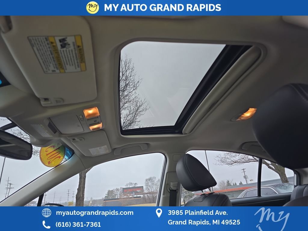 Used 2015 Subaru Legacy 3.6R Limited image 32