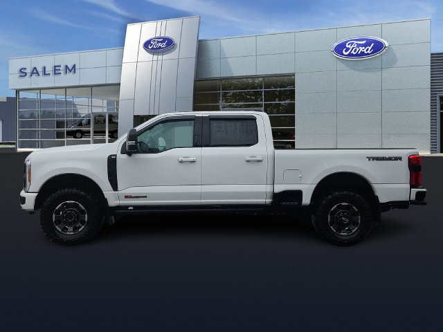 Certified 2023 Ford F350 XLT w/ Black Appearance Package AWD/4WD image 5