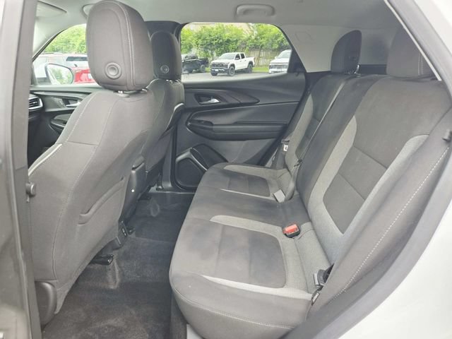 Used 2023 Chevrolet TrailBlazer LT w/ Convenience Package AWD/4WD image 9