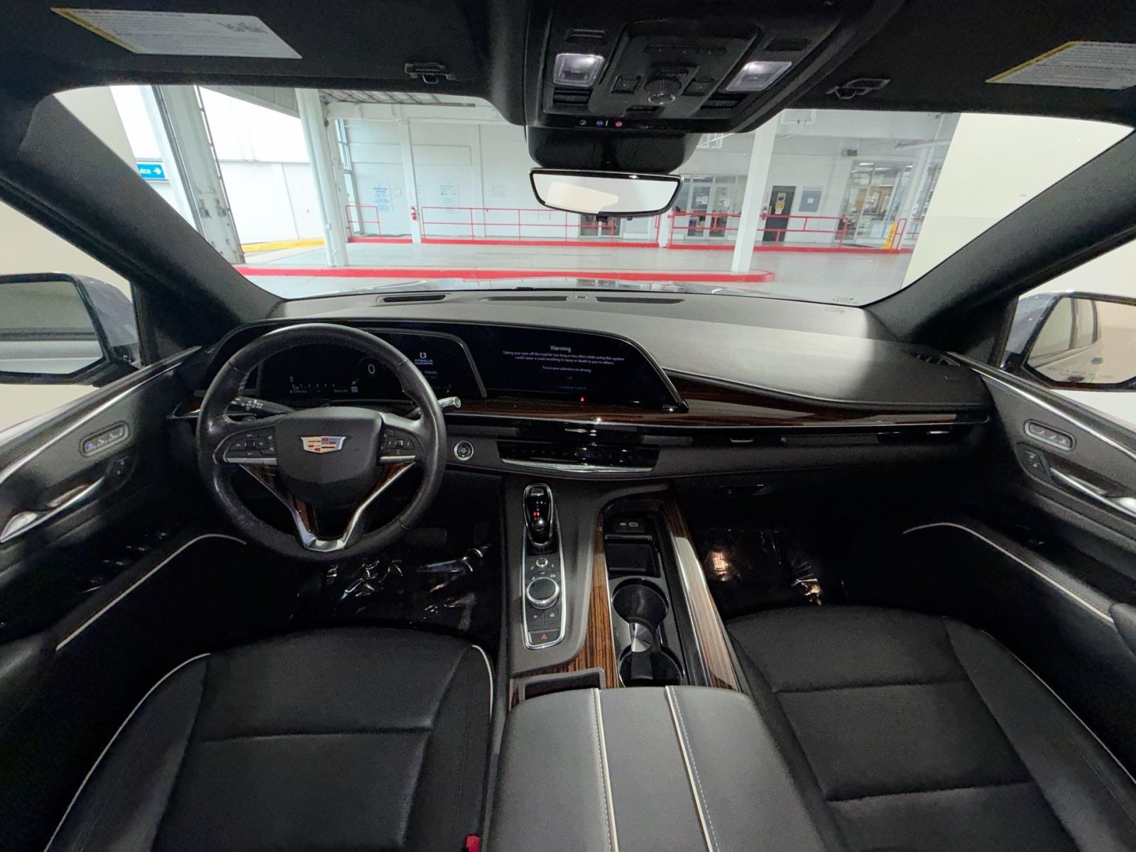 Used 2022 Cadillac Escalade Premium Luxury AWD/4WD image 20
