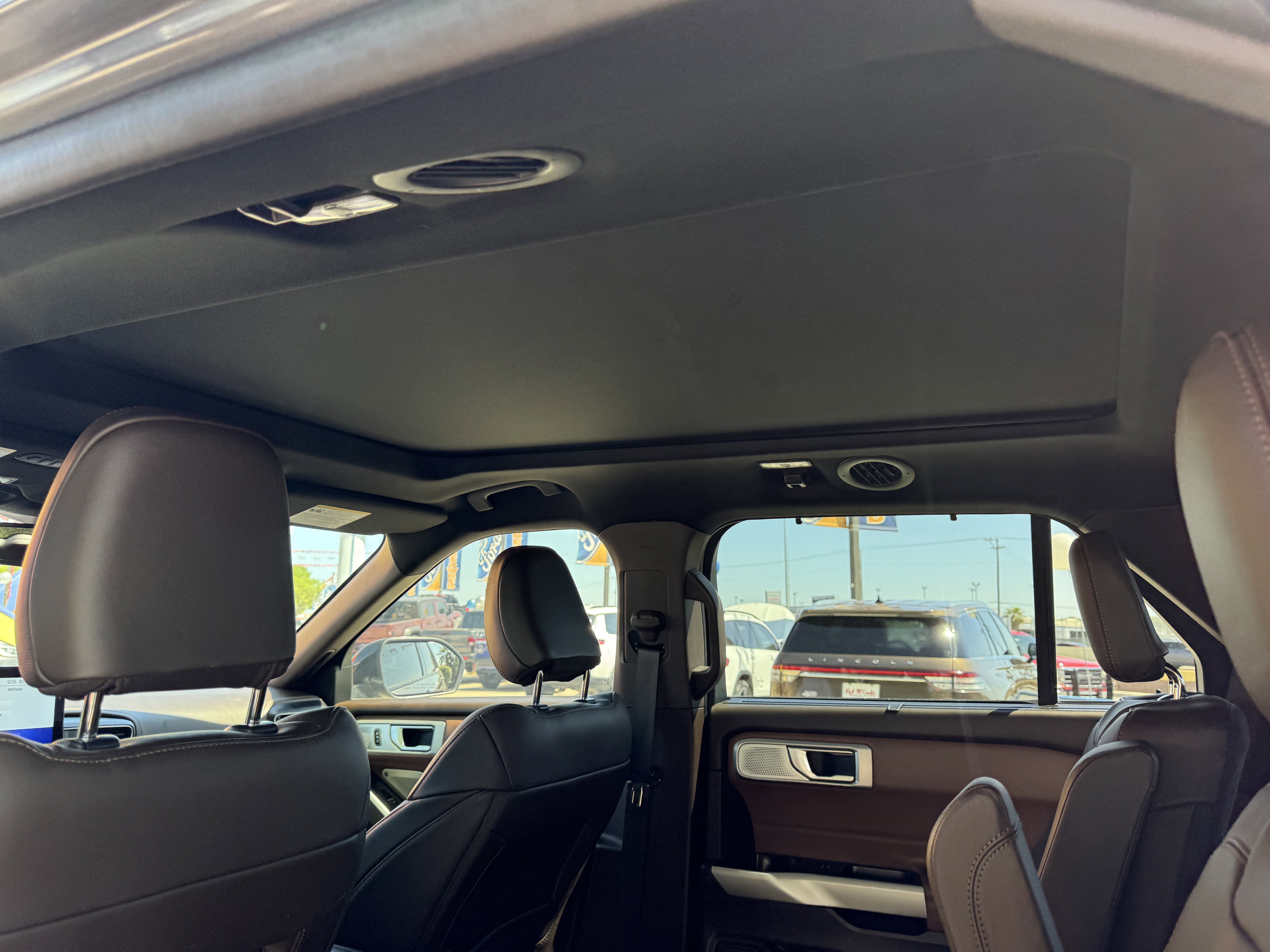 Certified 2022 Ford Explorer King Ranch w/ Technology Package image 16