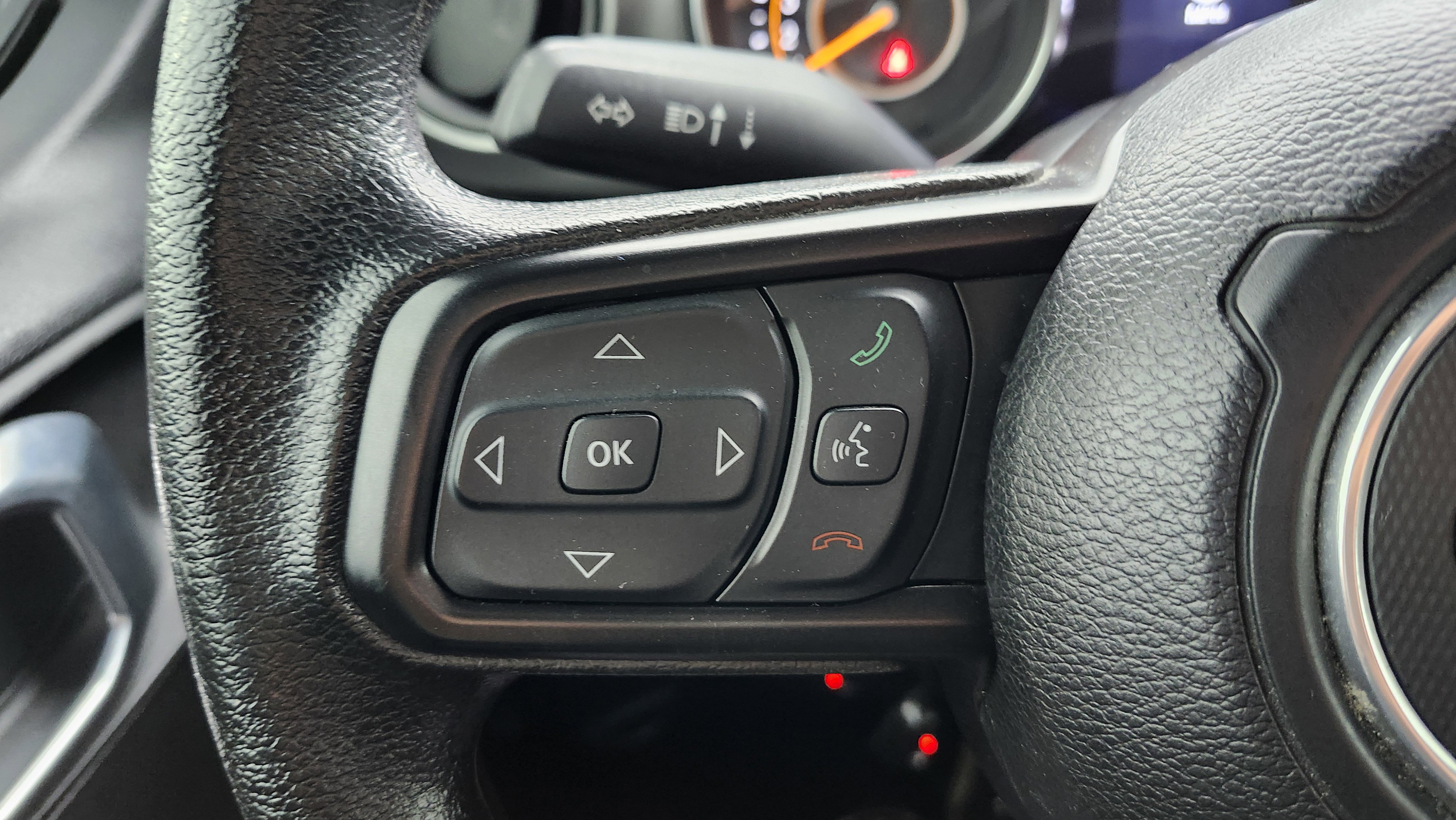 Used 2023 Jeep Wrangler Sport image 33