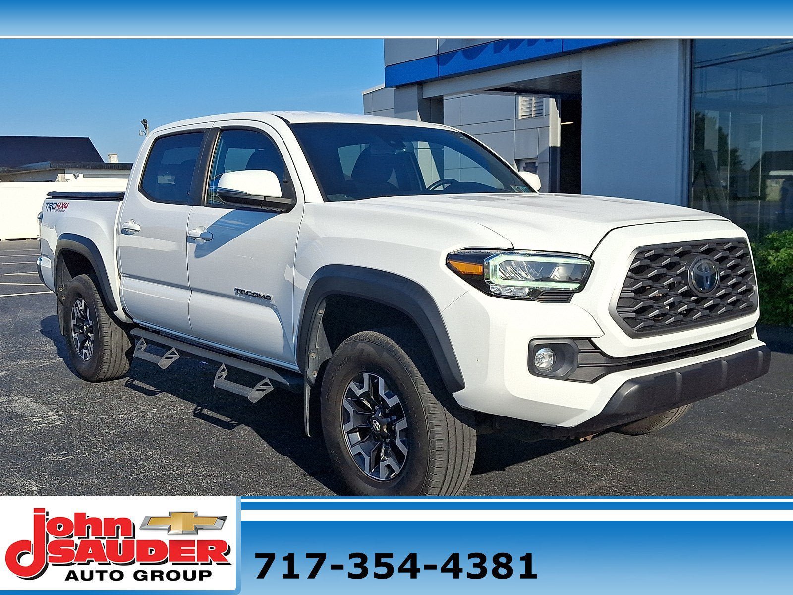 Used 2020 Toyota Tacoma TRD Off-Road AWD/4WD image 1