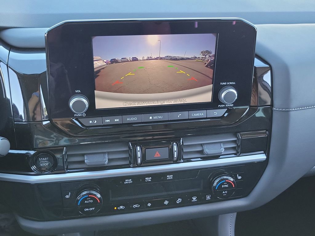 New 2025 Nissan Pathfinder SV image 14