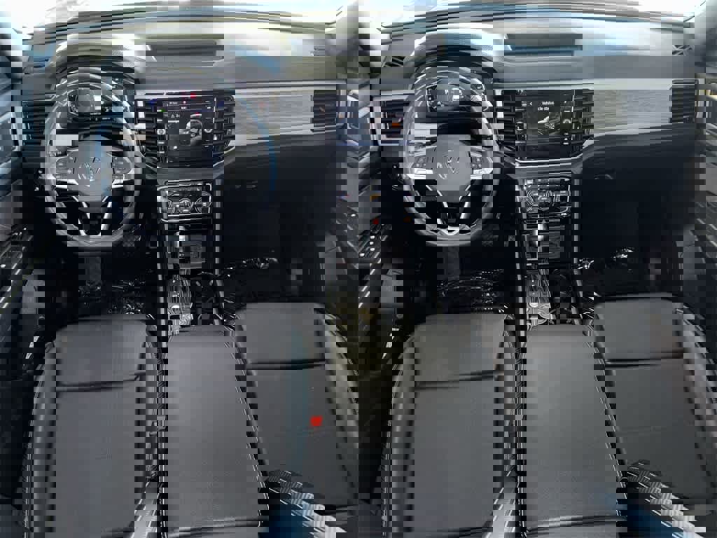 Used 2022 Volkswagen Atlas Cross Sport SE image 24