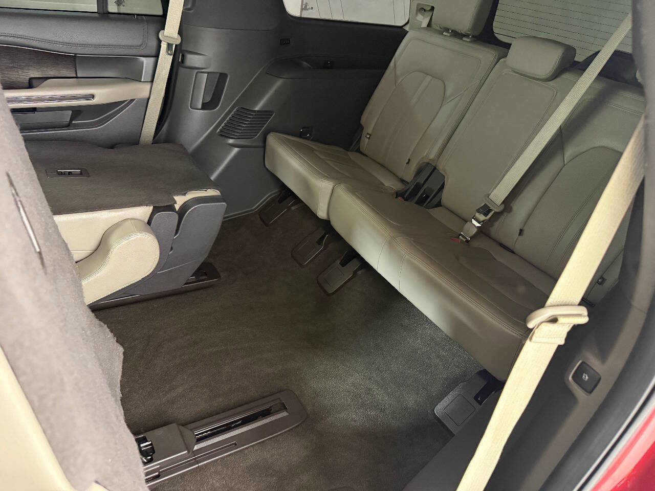 Used 2019 Ford Expedition Limited w/ Driver Assistance Package RWD image 70