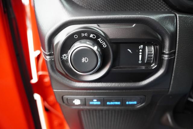 Certified 2025 Jeep Wrangler Unlimited Rubicon 4xe w/ Safety Group image 21