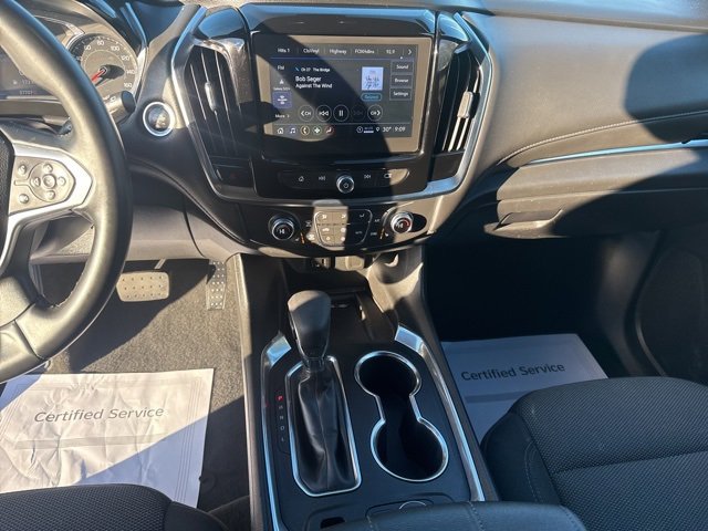Used 2023 Chevrolet Traverse LT image 18