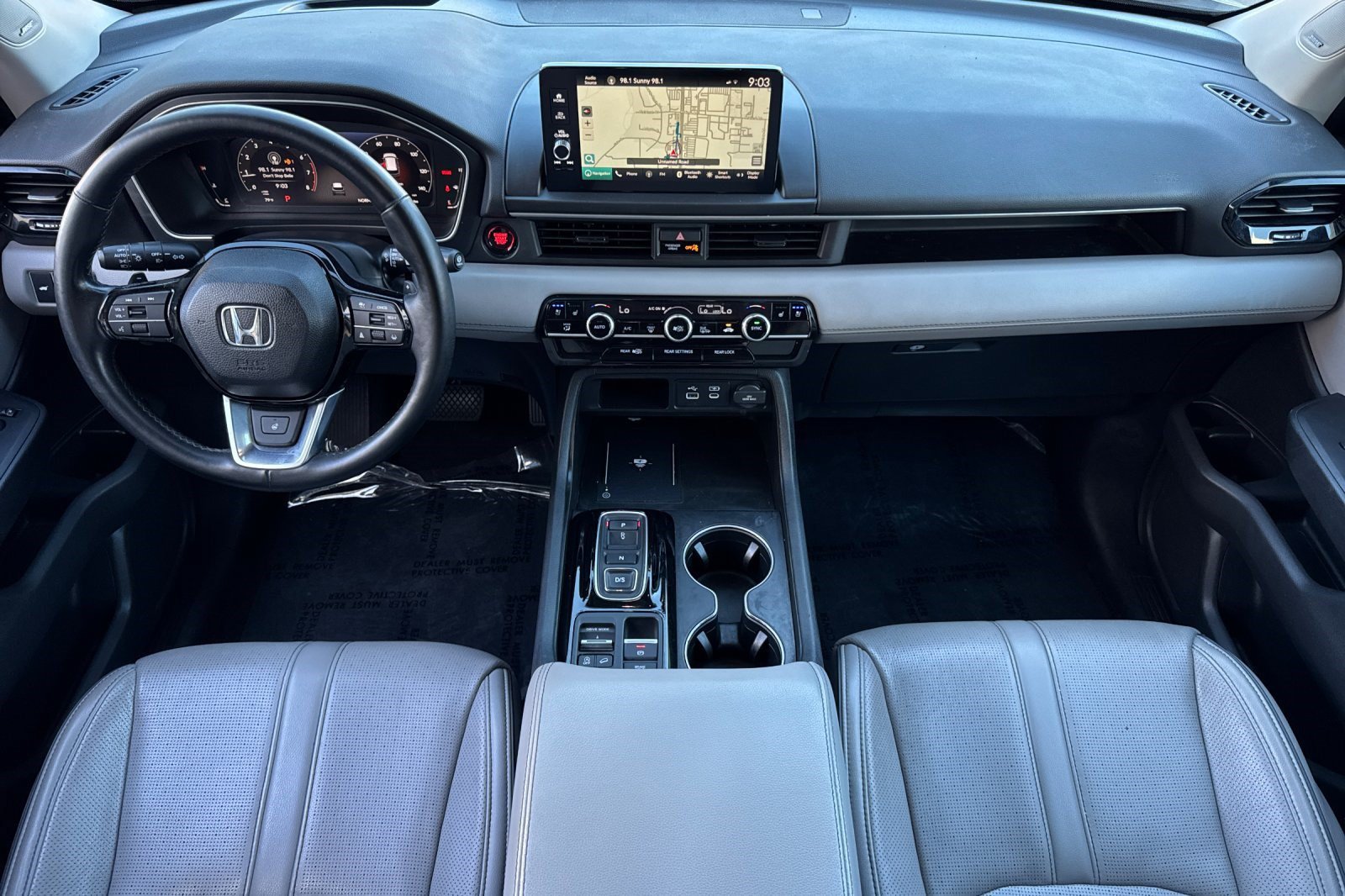 Used 2023 Honda Pilot Elite image 16