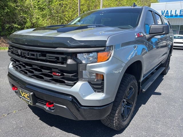 Used 2025 Chevrolet Silverado 1500 Custom Trail Boss AWD/4WD image 11