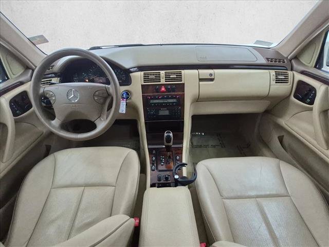 Used 2001 Mercedes-Benz E 320 Sedan image 18