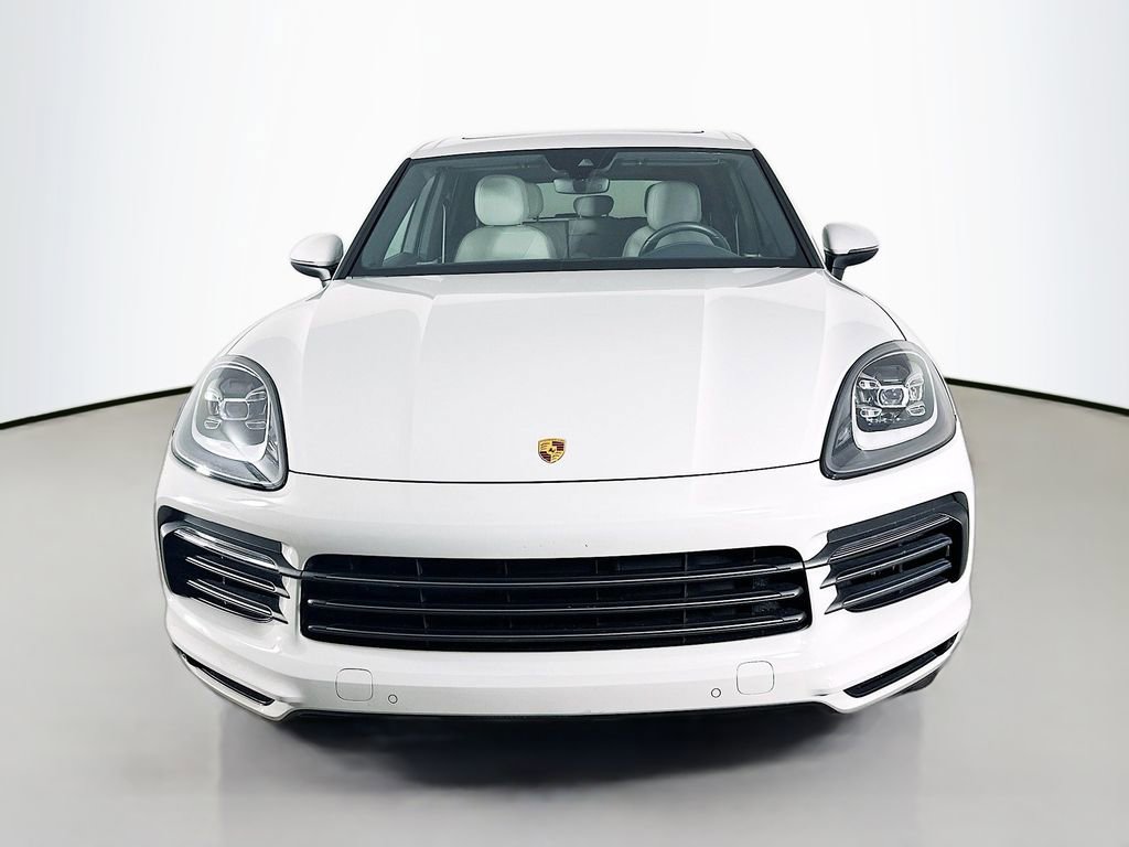 Certified 2023 Porsche Cayenne Platinum Edition image 6